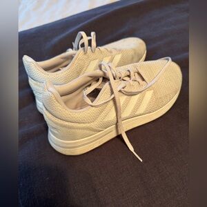 Adidas Women’s Ortholite Float Cream Tennis Shoes Size 9